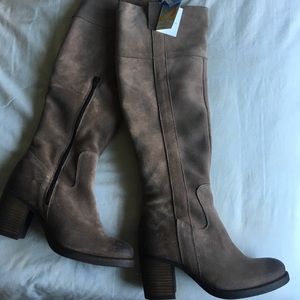 Boss&Co suede boots